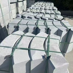 黄冈 芝麻灰弧形路沿石