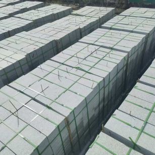 黄冈 芝麻白1.8公分火烧300*600地铺，清仓大甩卖