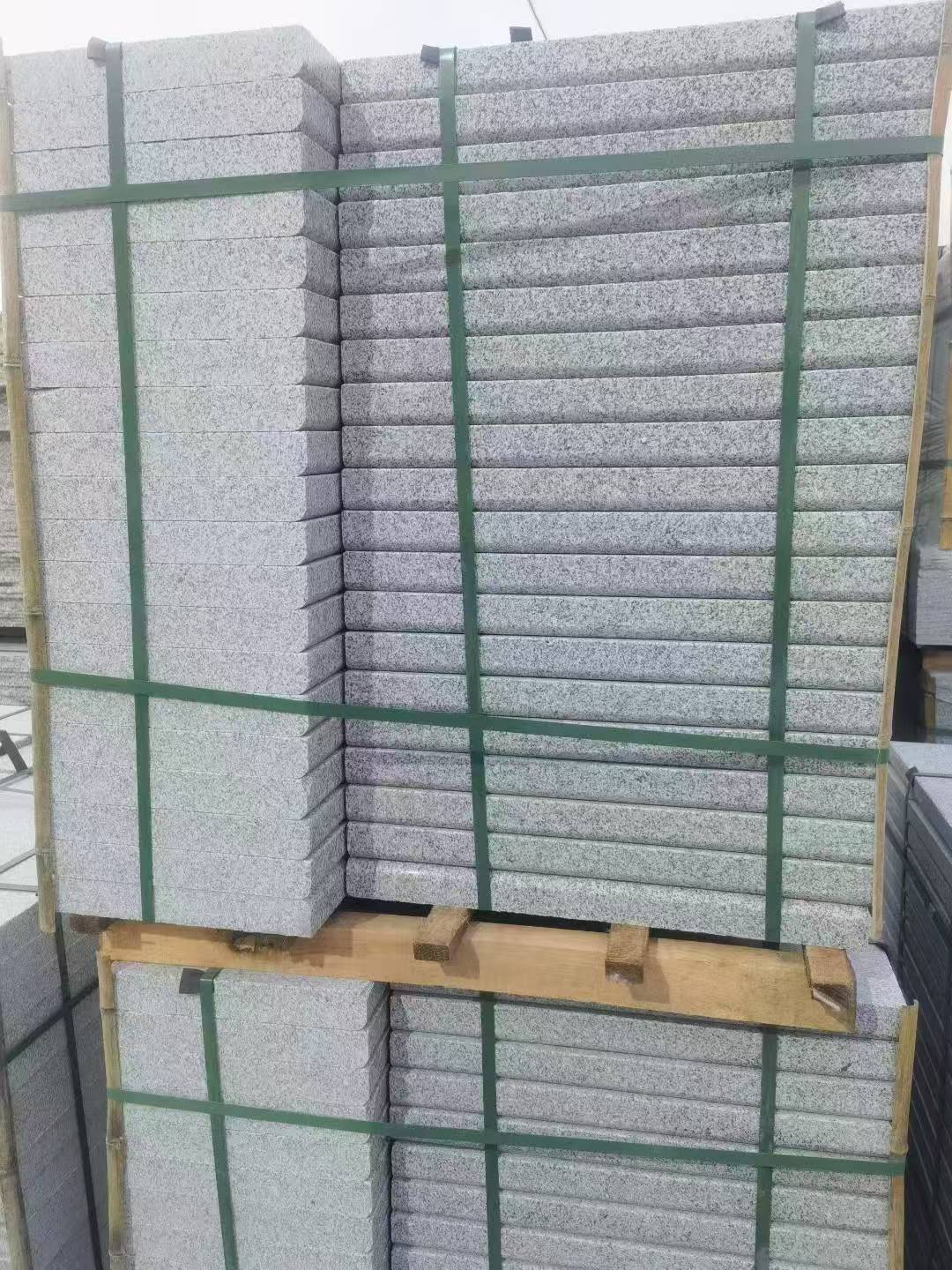 黄冈 5公分芝麻白，倒斜角，室外楼梯踏步