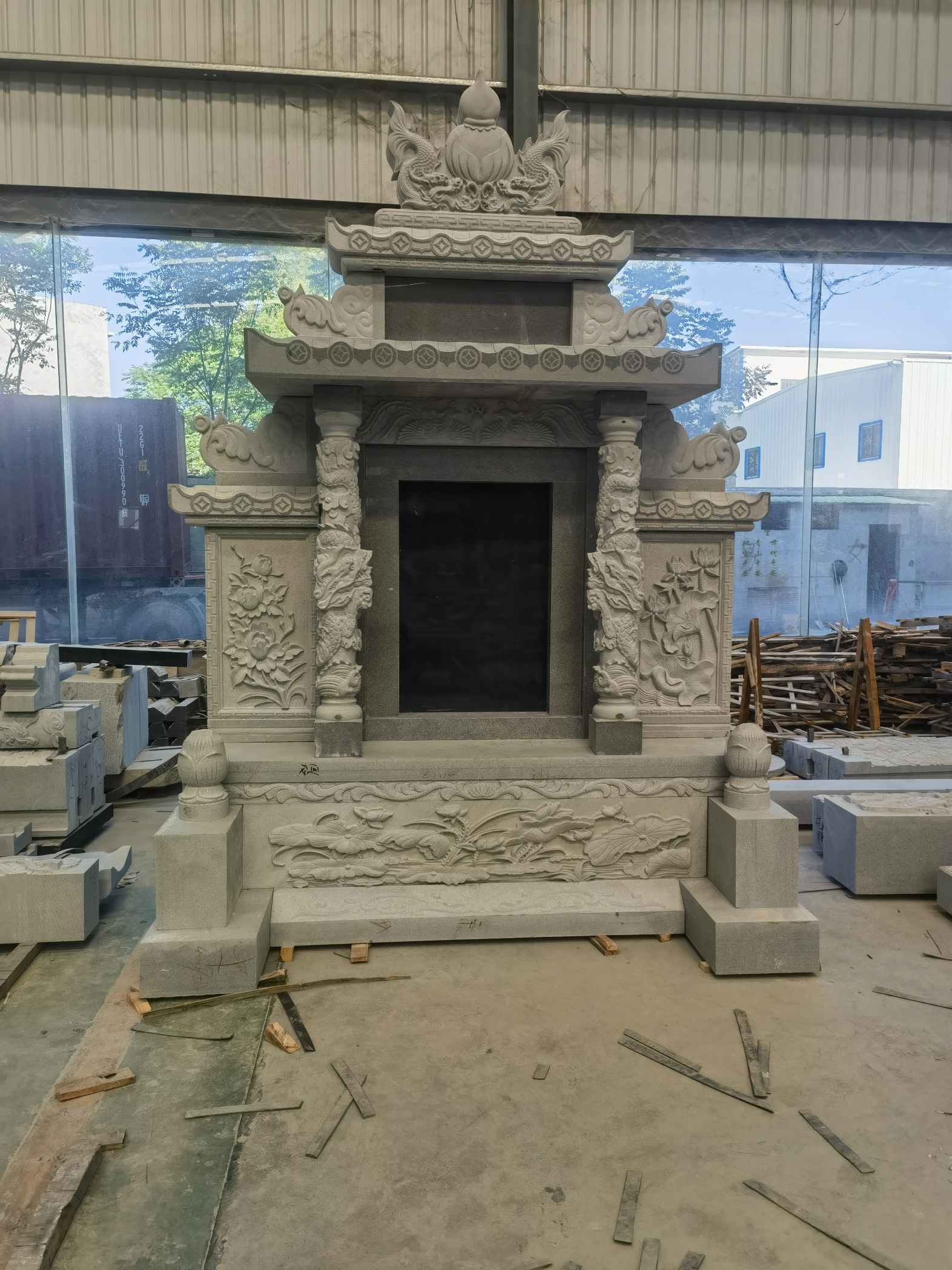 黄冈 芝麻灰高档墓碑、土墓，一套也支持定做