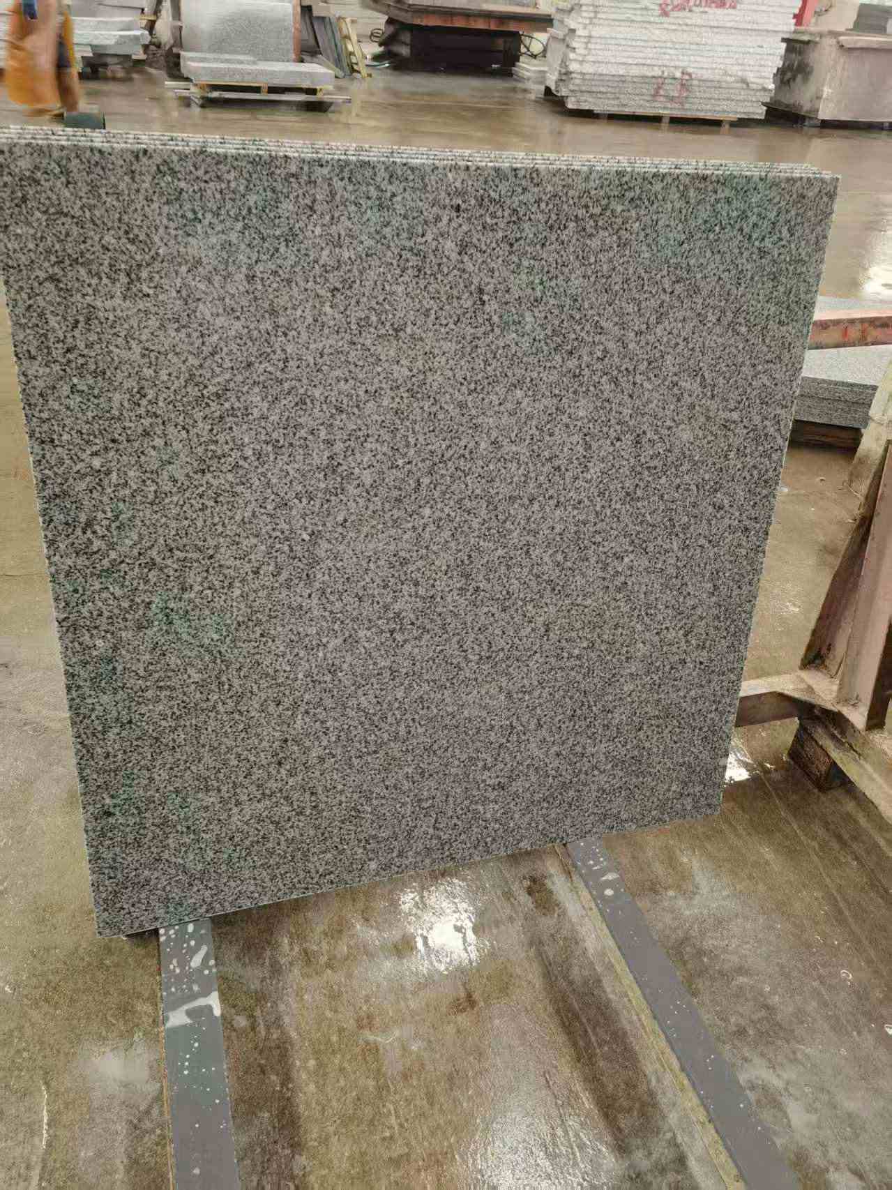 黄冈 芝麻白光面900*900，高地铁标准