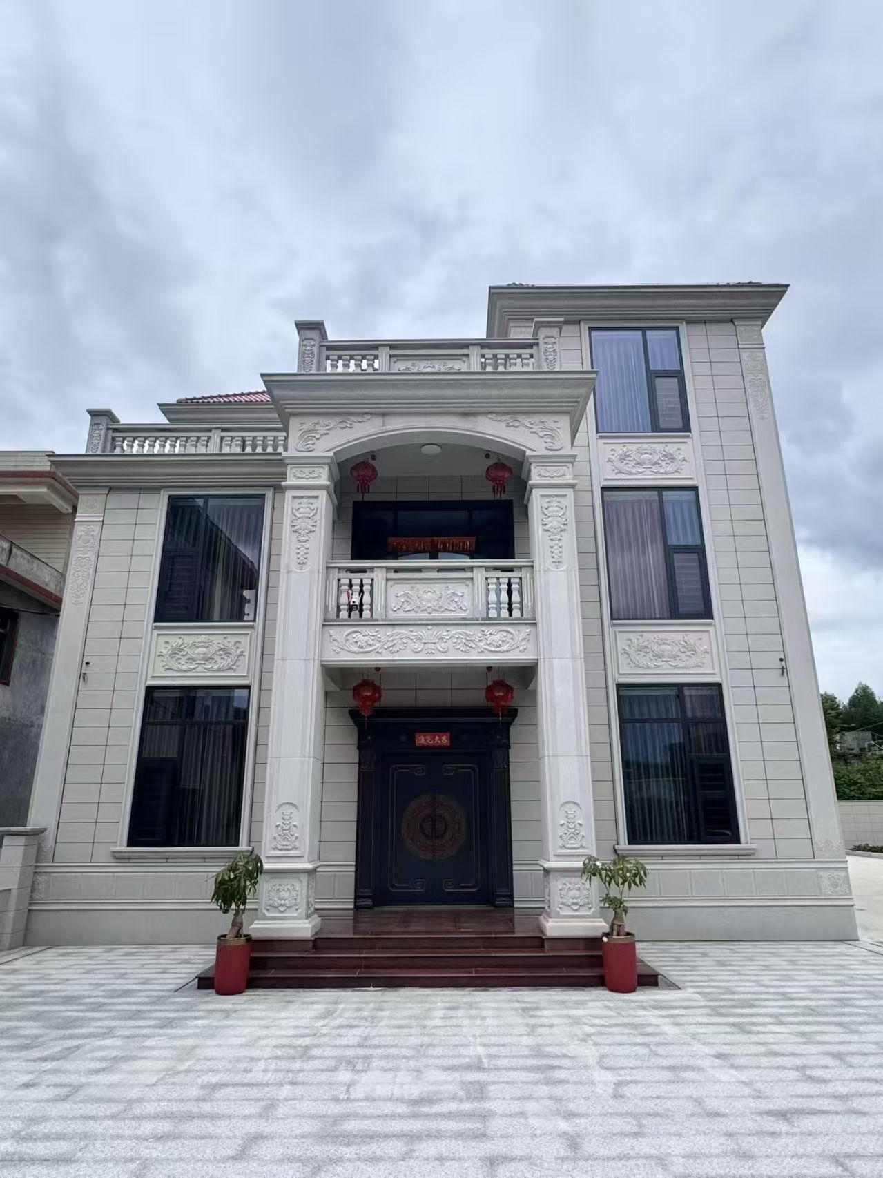 黄冈 芝麻白石材别墅干挂案例展示