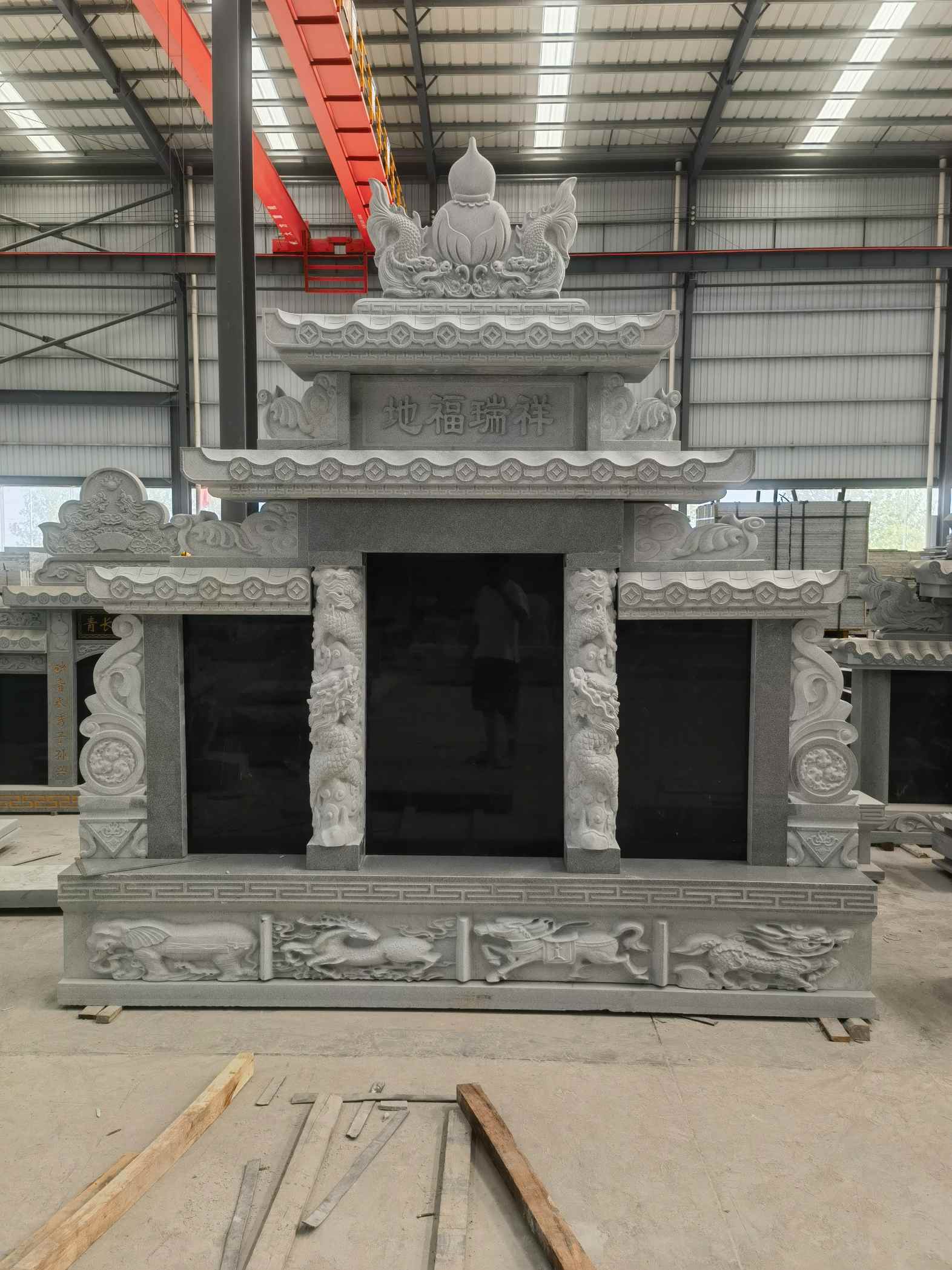 黄冈 芝麻灰高档墓碑、土墓，一套也支持定做