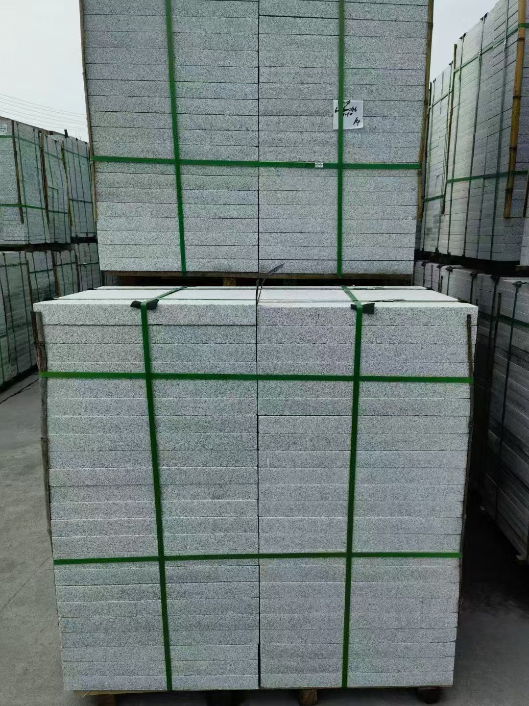 黄冈 火烧面地铺石，街道广场园林市政工程板，1.8~5.0厚均有现货